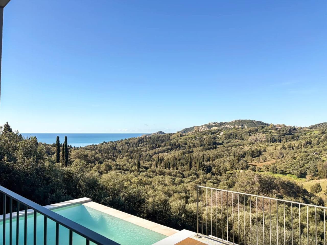 Villa for sale Korissioi (Corfu)
