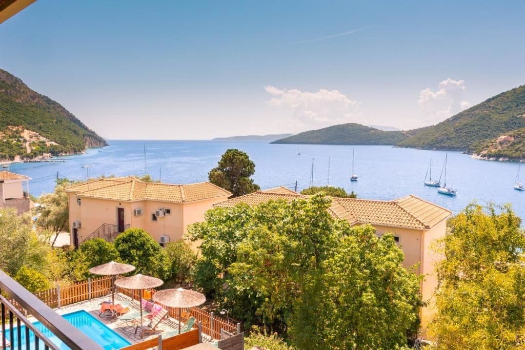 Apartment complex for sale Ellomeno (Lefkada)