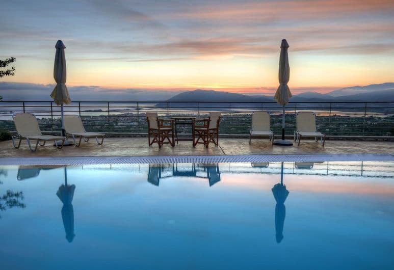 Villa for sale Main town area (Lefkada)