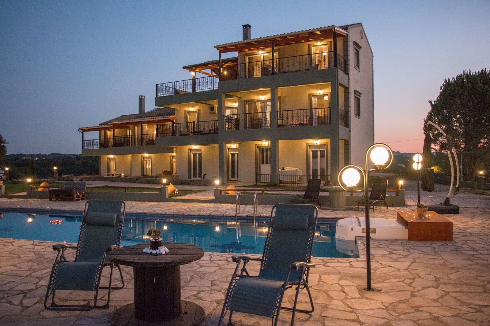 Apartment complex for sale Corfu town (Corfu)
